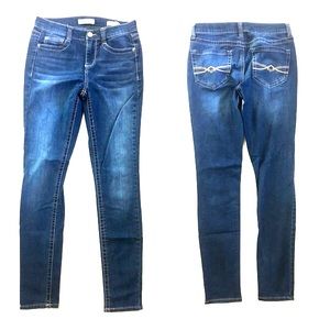 Juniors size 7 Mudd jeans